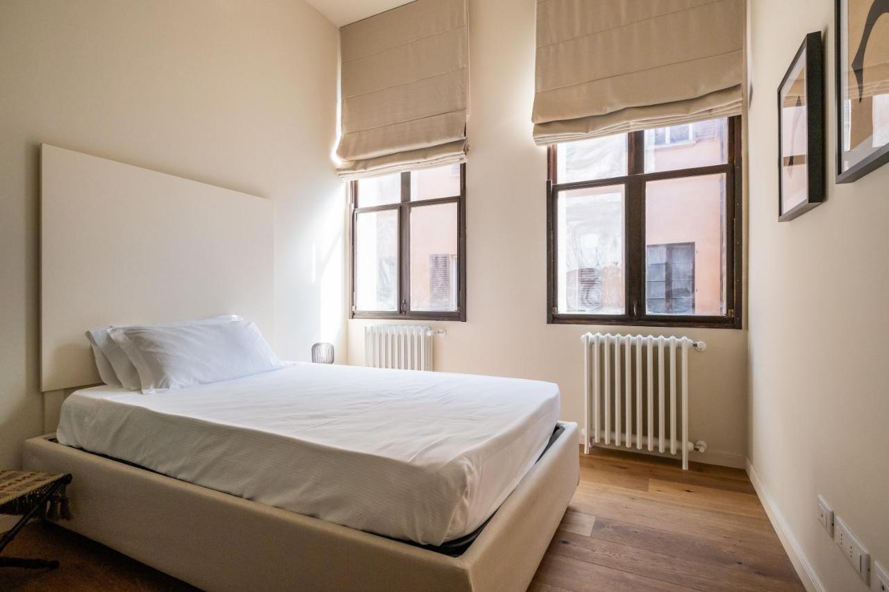 Appartamento D'Azeglio Nel Salotto Di Bologna Exterior foto